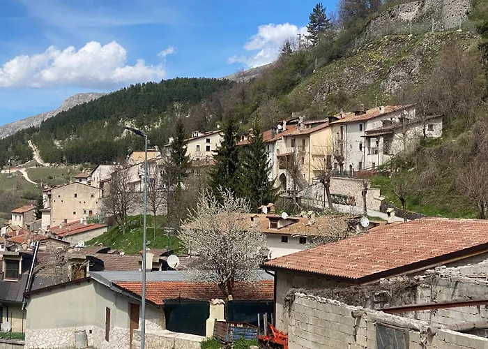 Privat bolig Casa Lu' Rocca Pia